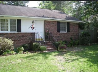 605 Hampton St, Camden, SC 29020