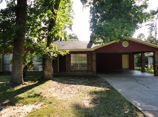 113 Clarence Ray Dr, Hattiesburg, MS 39402