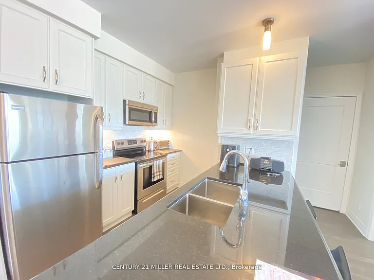 3028 Creekshore Cmn #305 — Photo 5