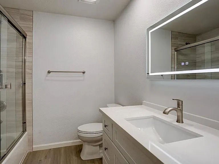 501 N. Ditmar — Photo 33