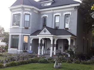 617 Parallel St, Atchison, KS 66002