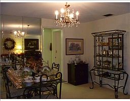 5th image of 1622 Golf View Dr