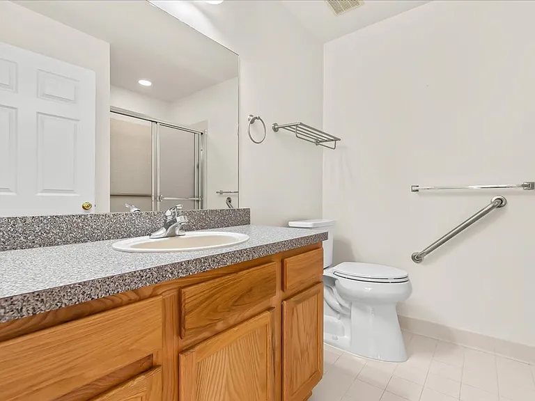 17104 Chesapeake Cir — Photo 16