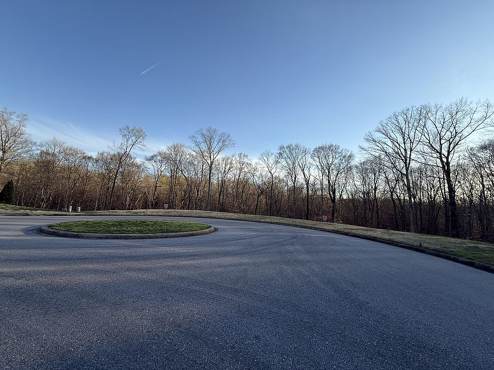 2nd image of 168 Steeple Ridge Way