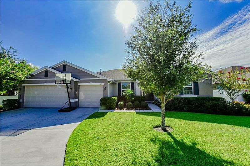 1st image of 325 Skyview Pl