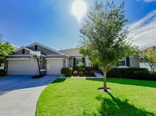 325 Skyview Pl, Chuluota, FL 32766