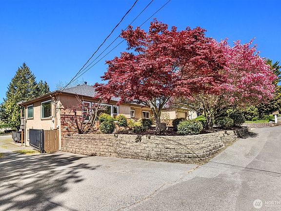 2nd image of 1161 Aberdeen Avenue NE