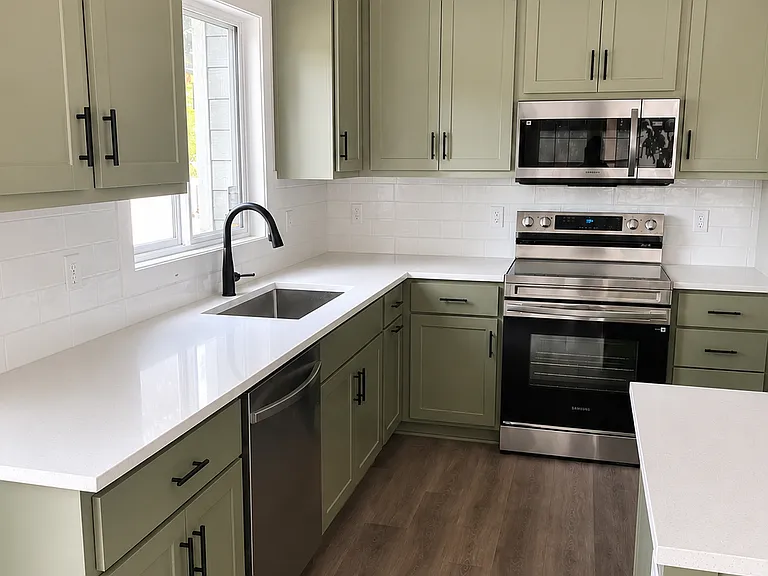 712 N 1st St — Photo 3