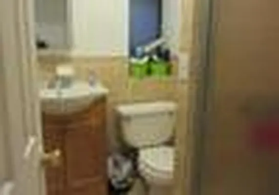 Rented by Mdrn Residential | media 2