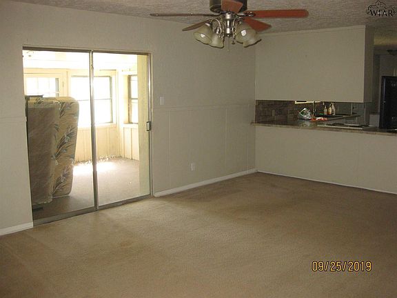 3rd image of 1551 Mesquite St