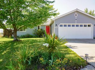 8011 25th St, White City, OR 97503