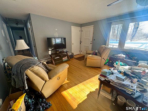 5th image of 124 Old Tannery Road