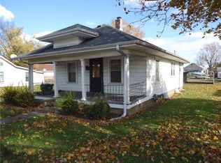 403 N Grant St, Edinburgh, IN 46124