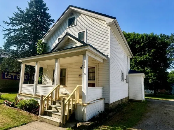149 Beech St, Gowanda, NY 14070