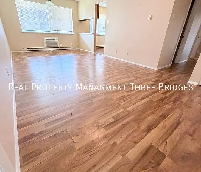 7431G Hazelcrest Dr — Photo 1