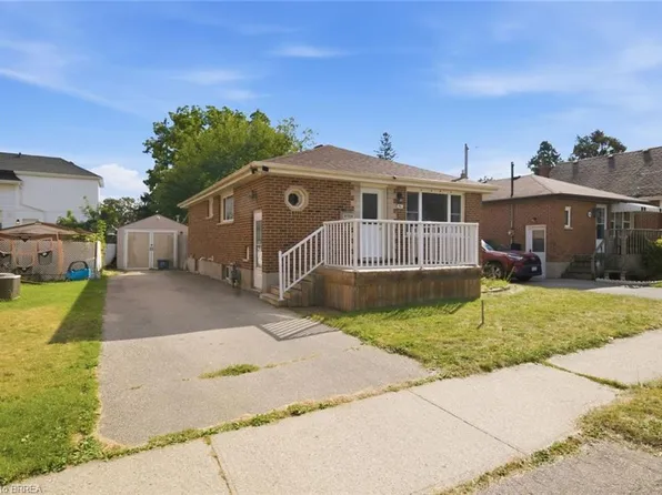 146 Superior St, Brantford, ON N3S 2L4