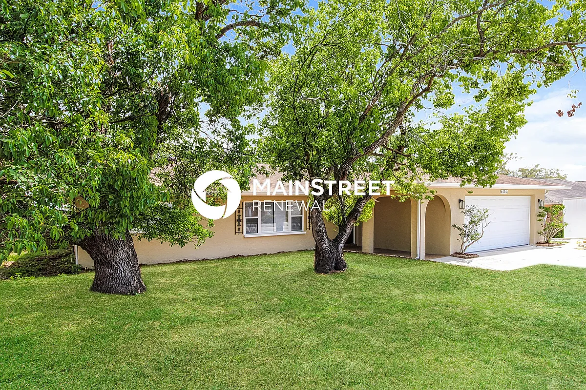 Front View - 4036 Montano Ave