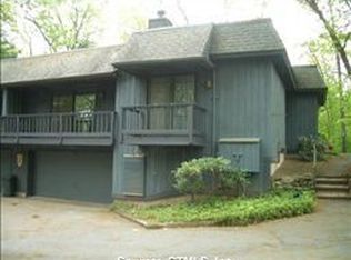 48 Coach Dr, Southington, CT 06489