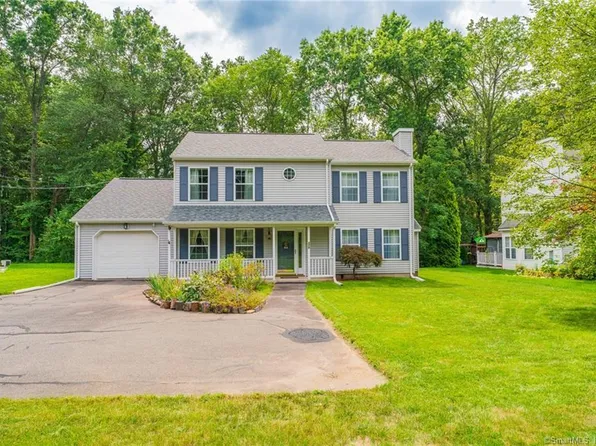 279 Simsbury Road, West Hartford, CT 06117