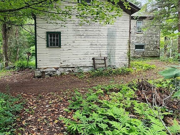 4th image of 5191 Pleasant Valley Rd