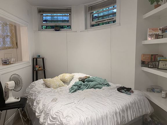 4th image of 392 Commonwealth Ave #3