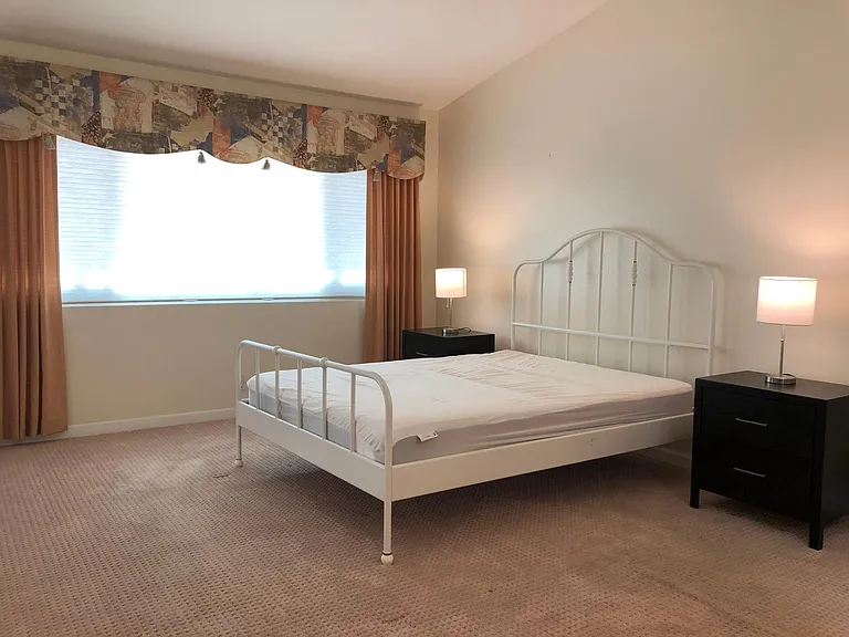 1308 Paseo Gracia — Photo 34