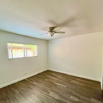 4822 Cypress St #C — Photo 6
