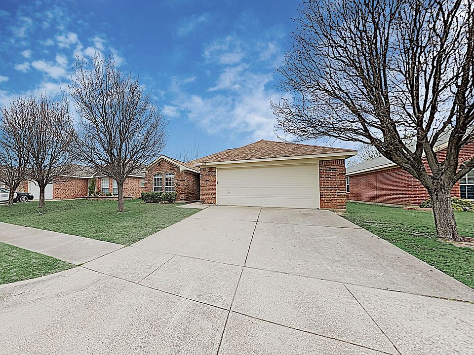 1st image of 608 Oak Hollow Trl