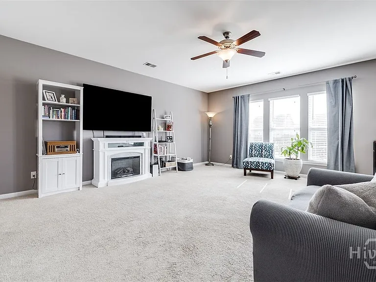 285 Willow Point Cir — Photo 9