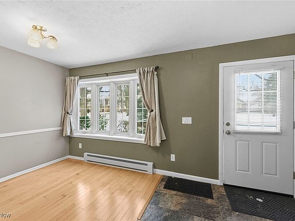 4th image of 8210 Deepwood Blvd Unit 7