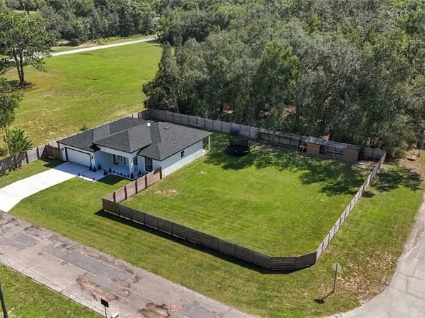 2522 W Castle Rd, Dunnellon, FL 34434