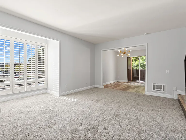7930 Mission Center Ct #L — Photo 9