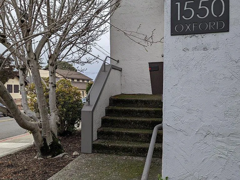 Oxford-Cedar Apartments — Photo 46