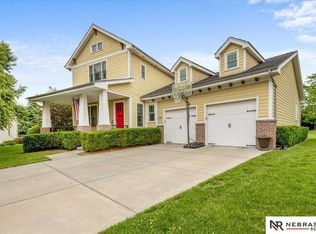 429 N 163rd St, Omaha, NE 68118