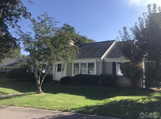 687 Yarborough Way #B, Monroe Township, NJ 08831