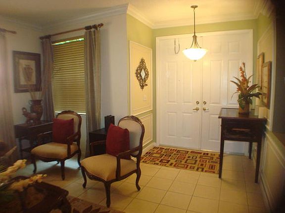 3rd image of 1591 Briar Oak Dr