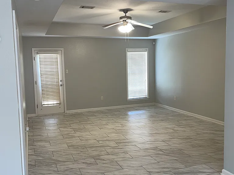 21 Mitchell Cir — Photo 9