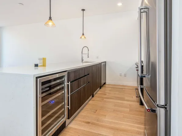 255 Brunswick Street image 13 of 27