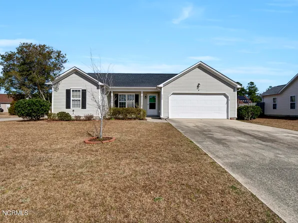 9498 Huckabee Drive NE, Leland, NC 28451