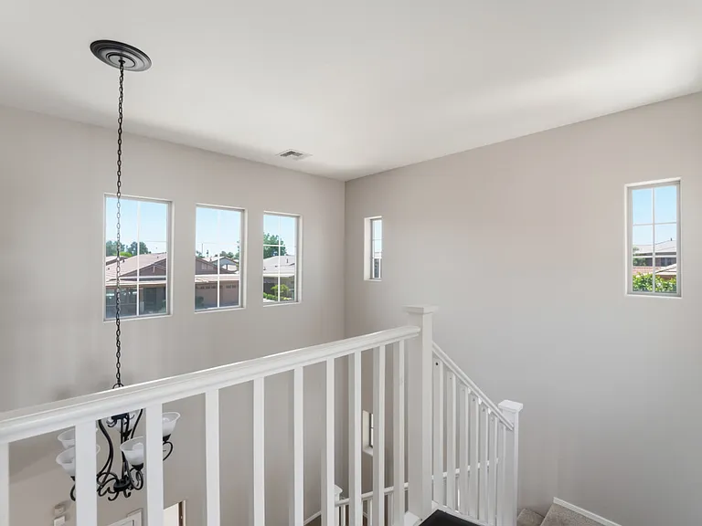3446 E Fairview St — Photo 26