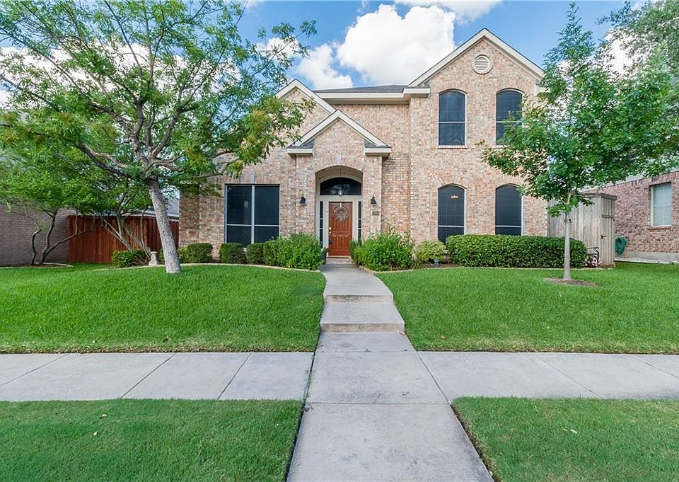 1st image of 6204 Pebble Beach Ln