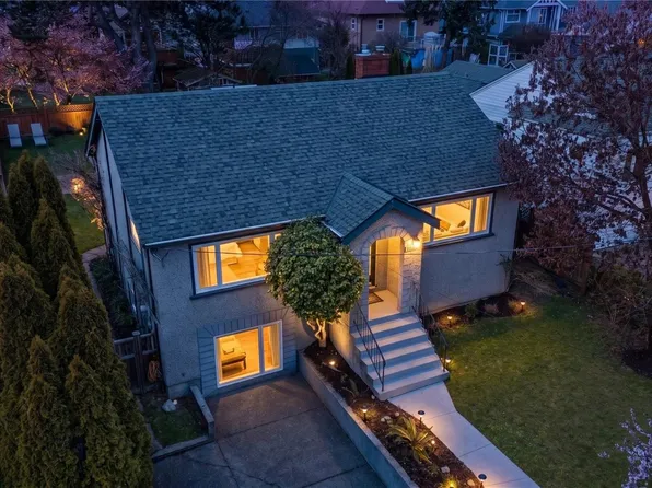 3166 Earl Grey St, Saanich, BC V9A 1W9