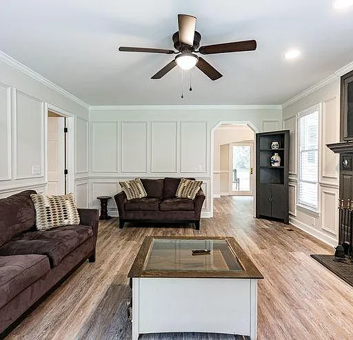 3408 Laura Ashley Cir — Photo 19