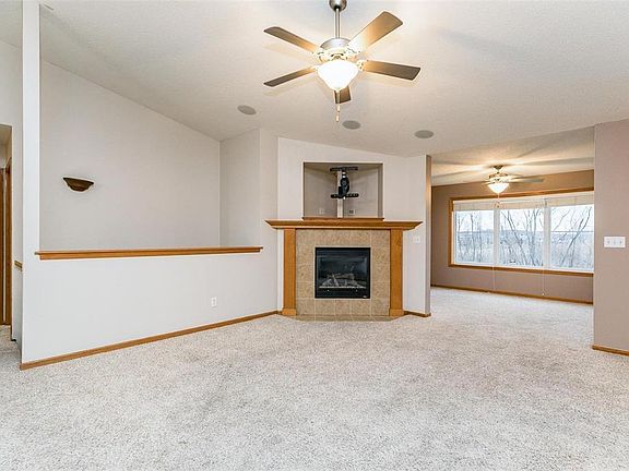 5th image of 2504 Greenway Ct