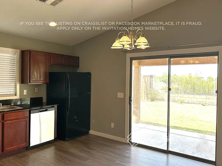 23763 N Desert Dr — Photo 5