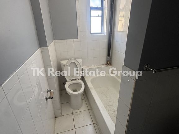 4th image of 4409 Palisade Ave APT 15