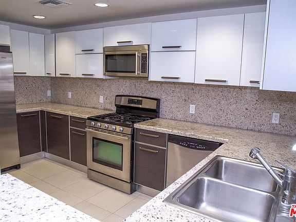 5th image of 1257 Brockton Ave Unit 204