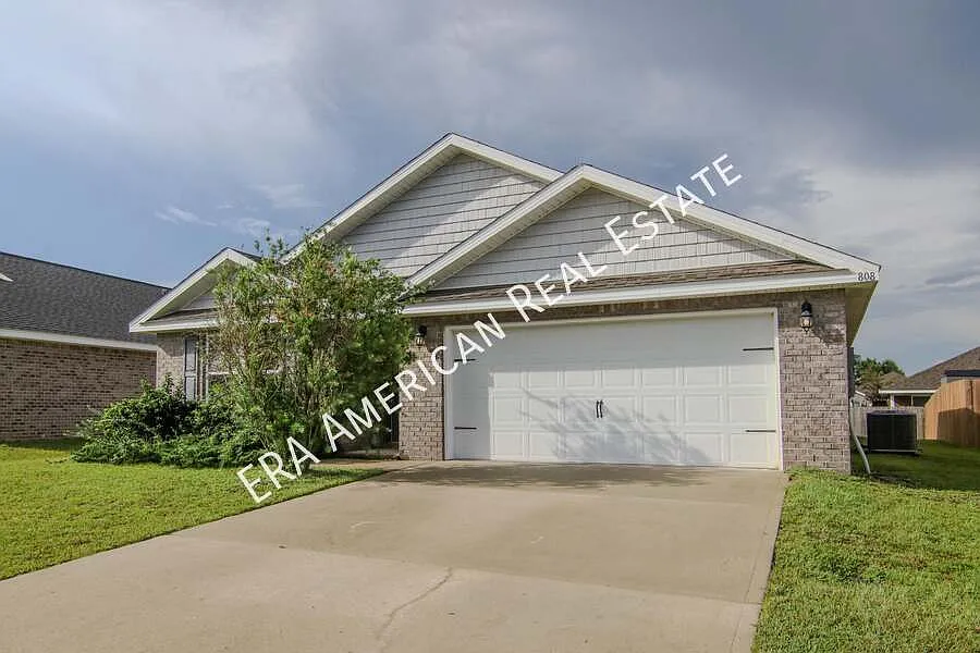 Building Photo - 808 Moorhen Way