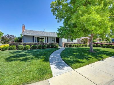 4601 Staggs Way, Sacramento, CA, 95822