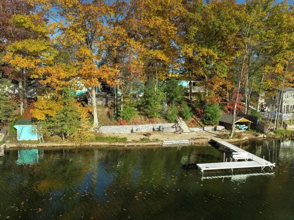 4464 Lakeview Trl, Traverse City, MI 49696